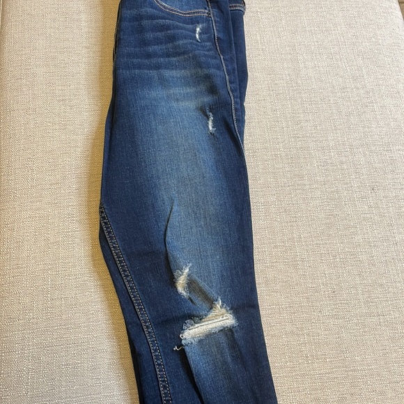 NEW Hollister High-Rise Super Skinny Crop Jeans Dark Destroy - Picture 4 of 10